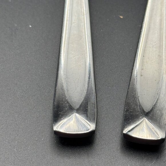 Oneida Lincoln Stainless Steel Flatware Set Forks & Soup Spoons Vintage - Picture 2 of 4